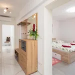 Paramount Apartamento Dugi Rat