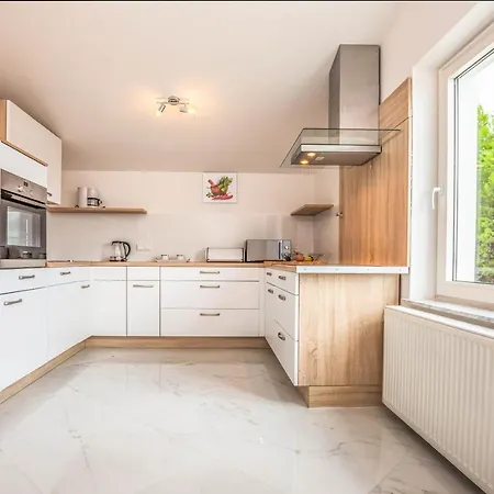 Paramount Lägenhet *