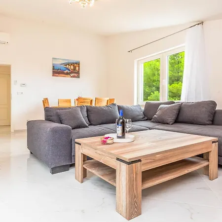 Paramount Apartmán Dugi Rat