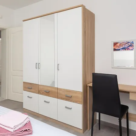 Lägenhet Paramount Dugi Rat