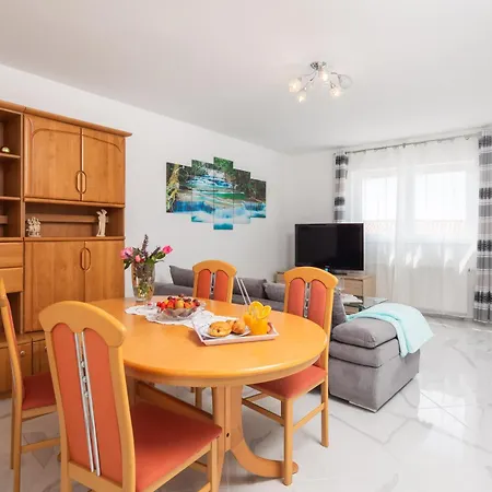 Paramount Apartamento Dugi Rat