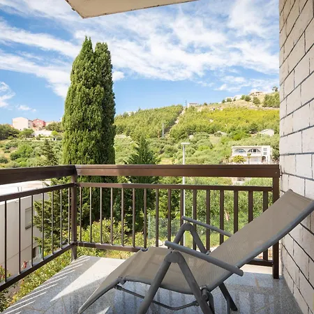 Paramount * ドゥギ・ラット