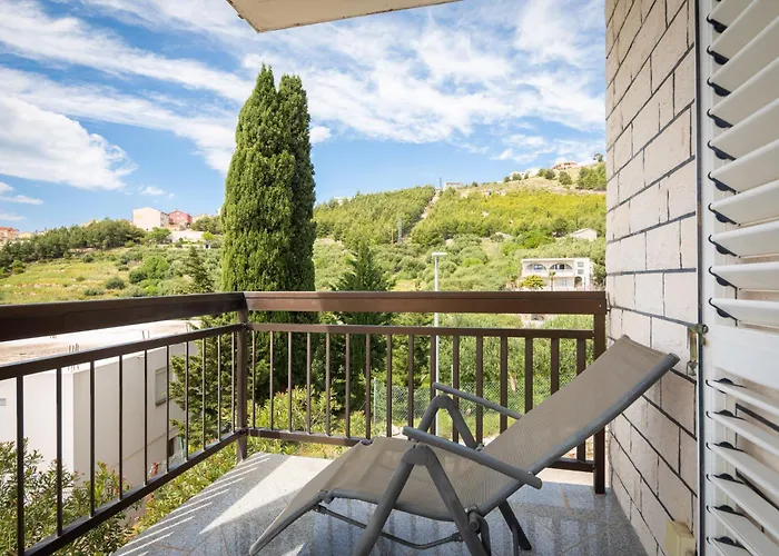 Paramount * Dugi Rat